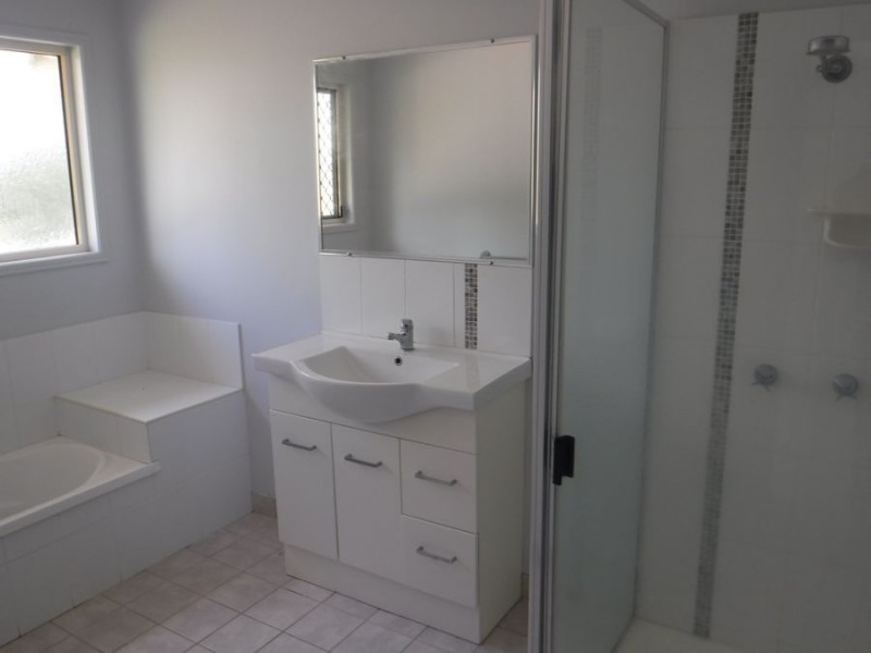 247 Iindah Road West, Tinana QLD 4650