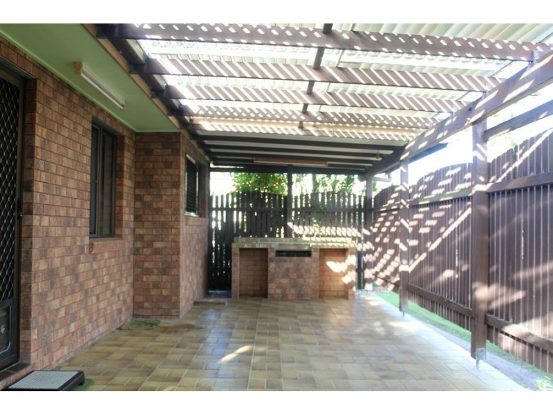 8 Shumack Drive, Maryborough QLD 4650