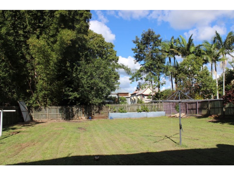 61 Ferry Lane, Maryborough QLD 4650