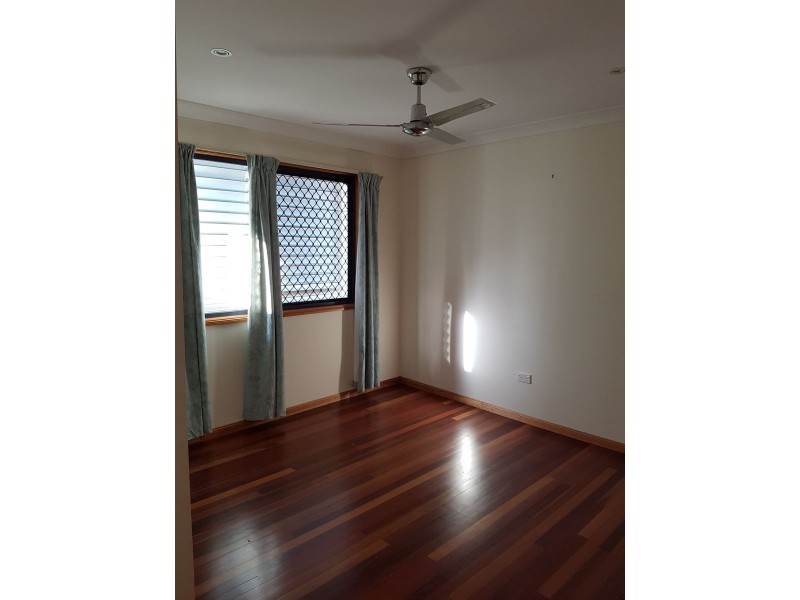 5 Dale Drive, Tiaro QLD 4650