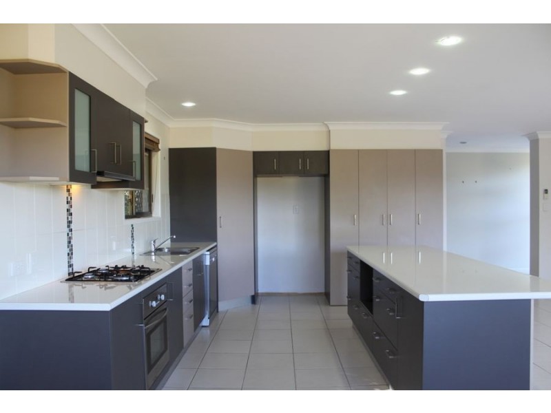 36 Jacaranda Avenue, Tinana QLD 4650