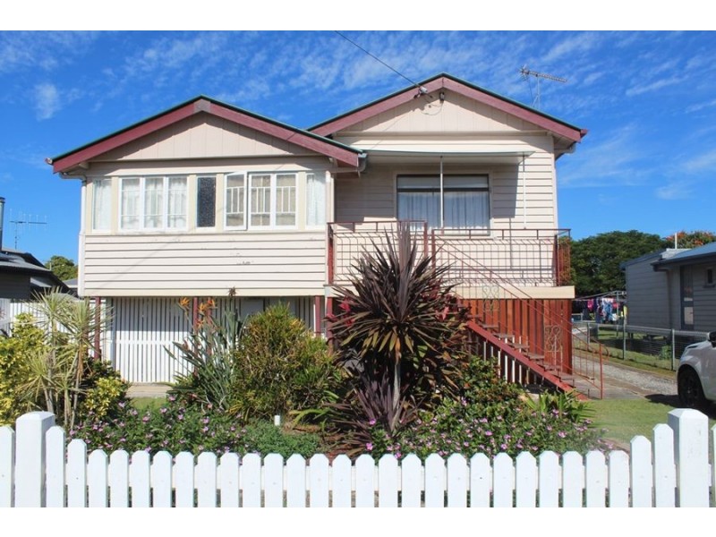 4 Premier Street, Maryborough QLD 4650