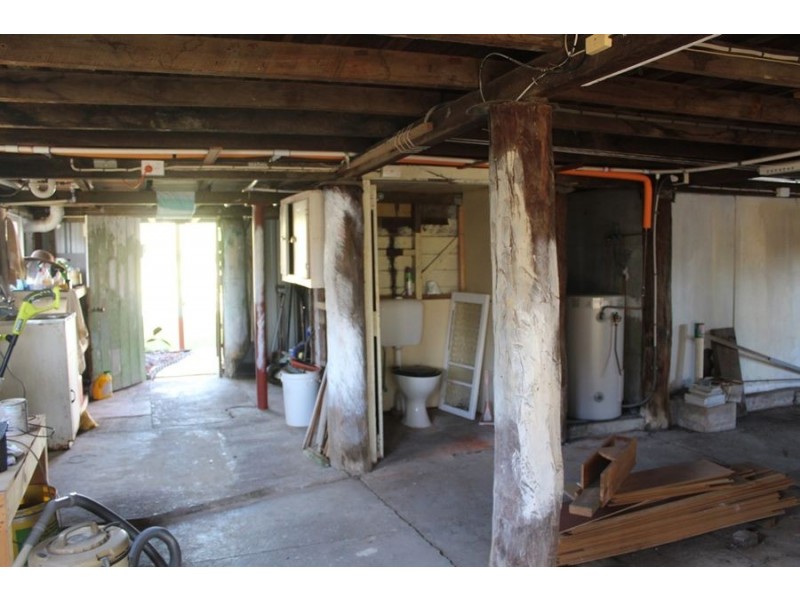 4 Premier Street, Maryborough QLD 4650