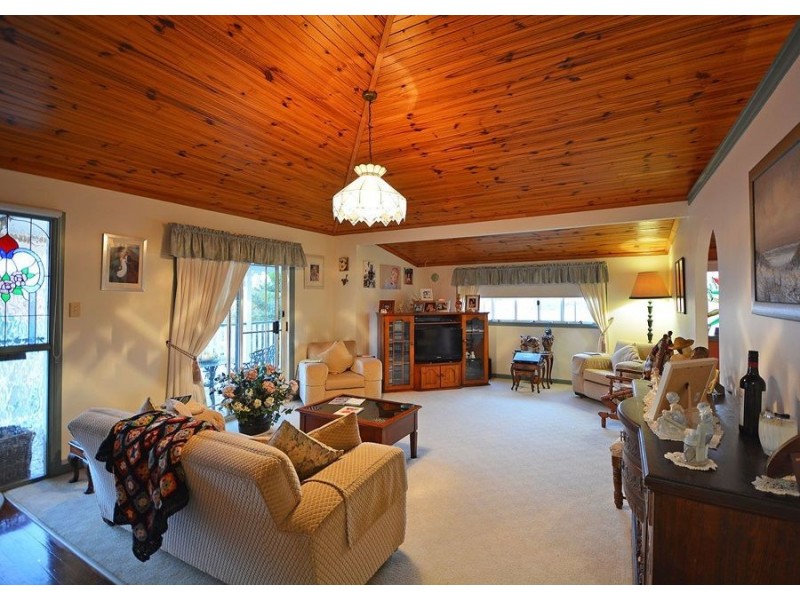 22 Craig Crescent, Pialba QLD 4655