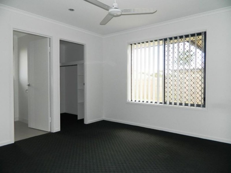 9 Shearwater Street, Kawungan QLD 4655