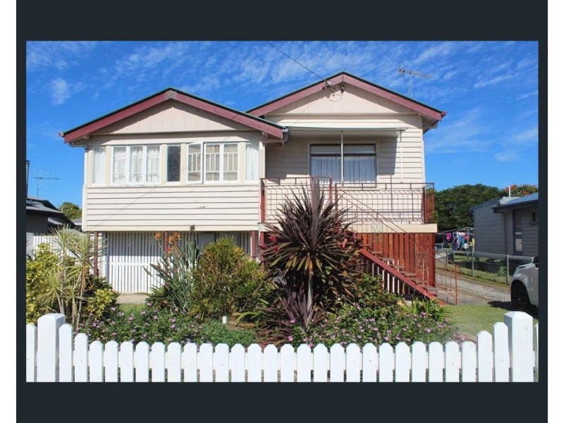 4 Premier Street, Maryborough QLD 4650