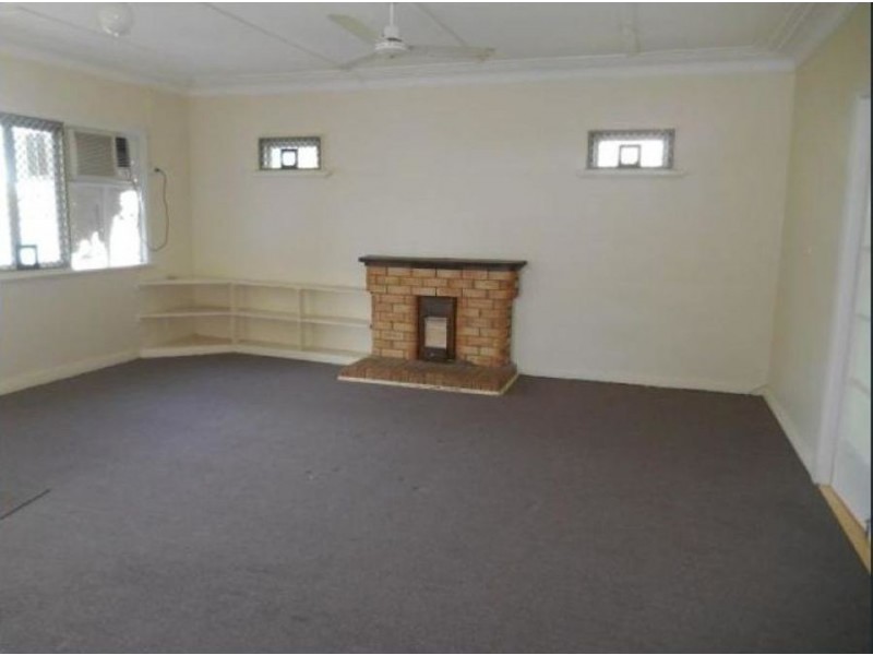 204 Walker Street, Maryborough QLD 4650
