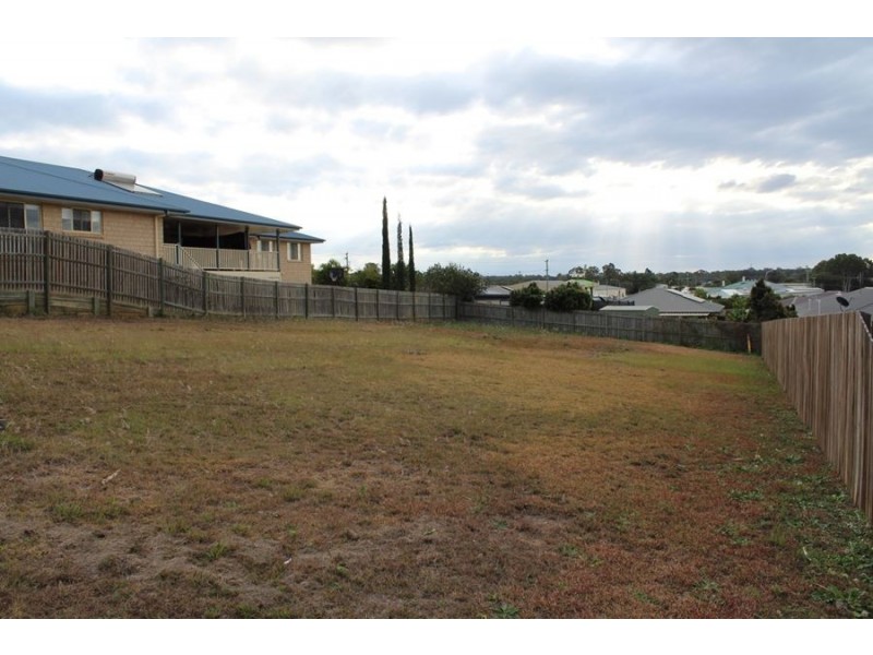 3 Wilarna Close, Tinana QLD 4650