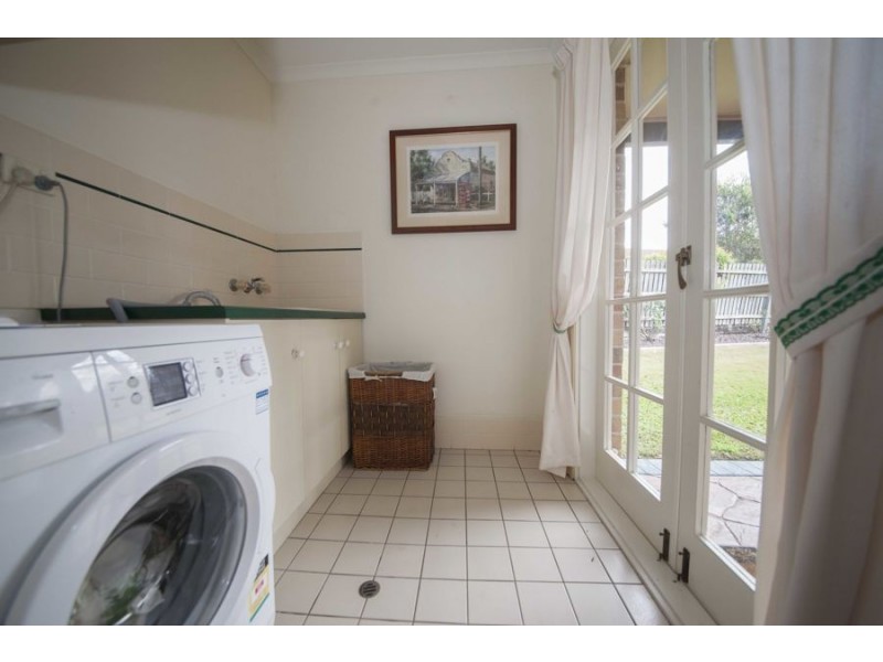 7 Poincianna Court, Tinana QLD 4650