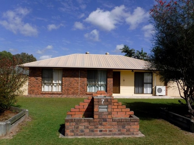 7 Oxley Court, Granville QLD 4650