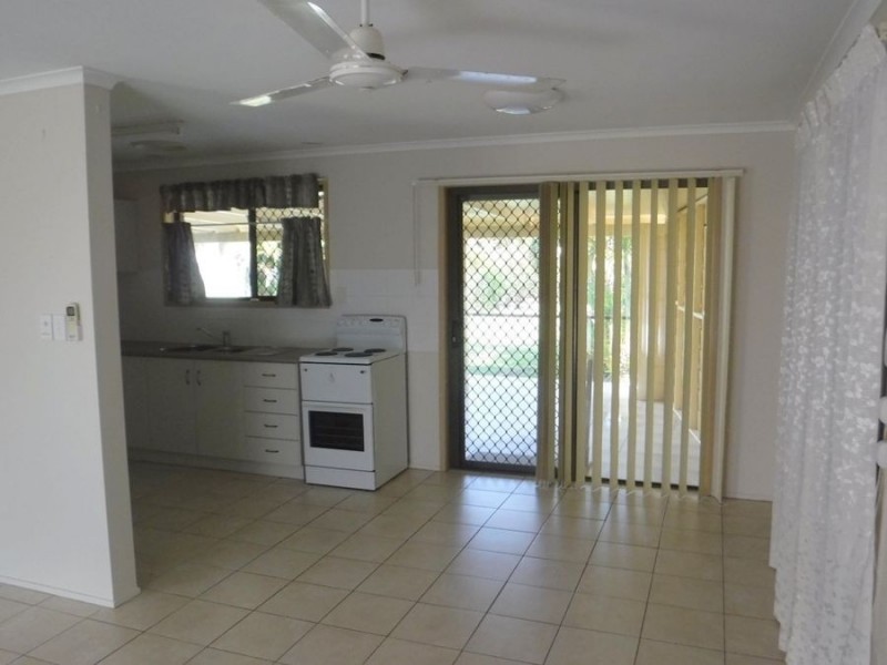 7 Oxley Court, Granville QLD 4650