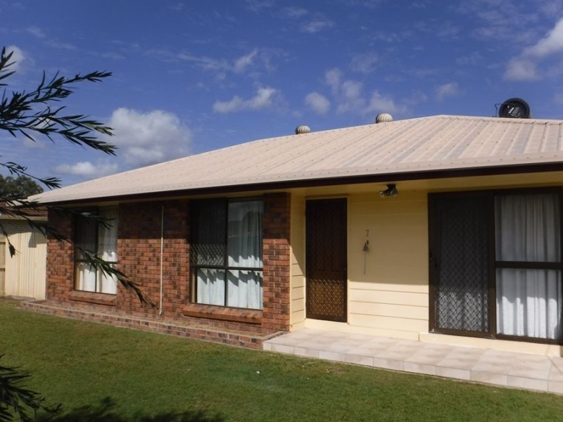 7 Oxley Court, Granville QLD 4650