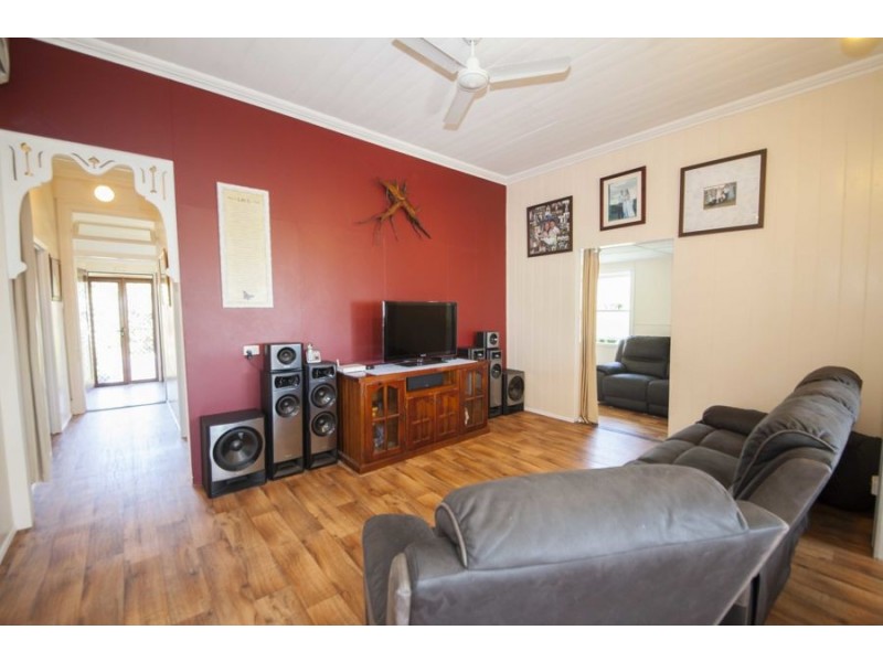178 Ferry Street, Maryborough QLD 4650