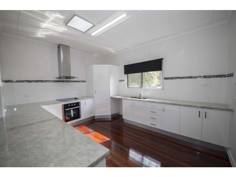 102 Boys Avenue, Maryborough QLD 4650