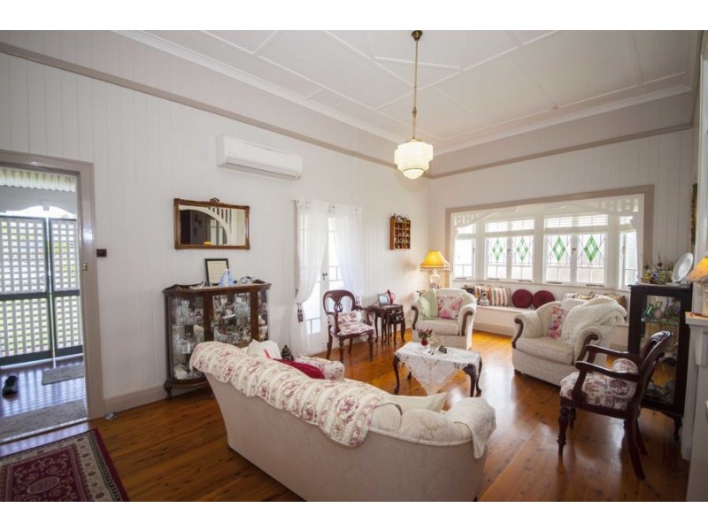 52 Wolseley Street, Granville QLD 4650