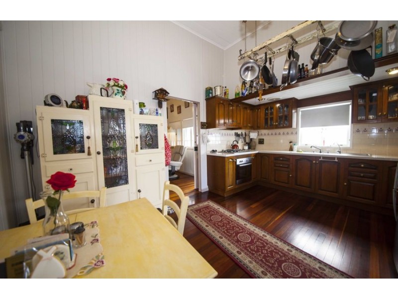 52 Wolseley Street, Granville QLD 4650