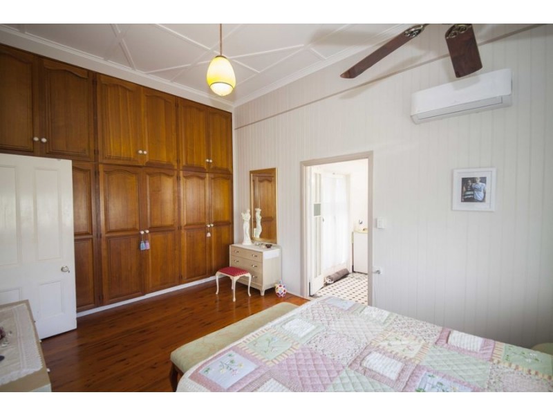 52 Wolseley Street, Granville QLD 4650