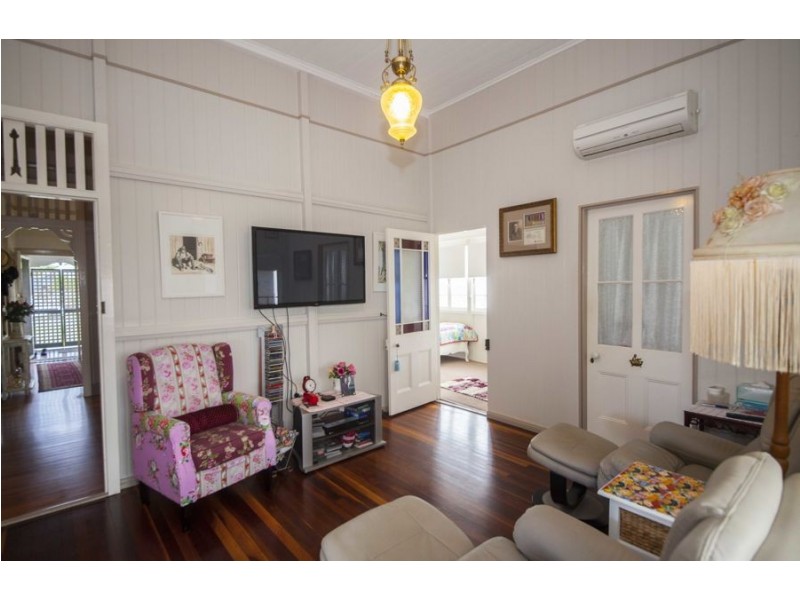 52 Wolseley Street, Granville QLD 4650