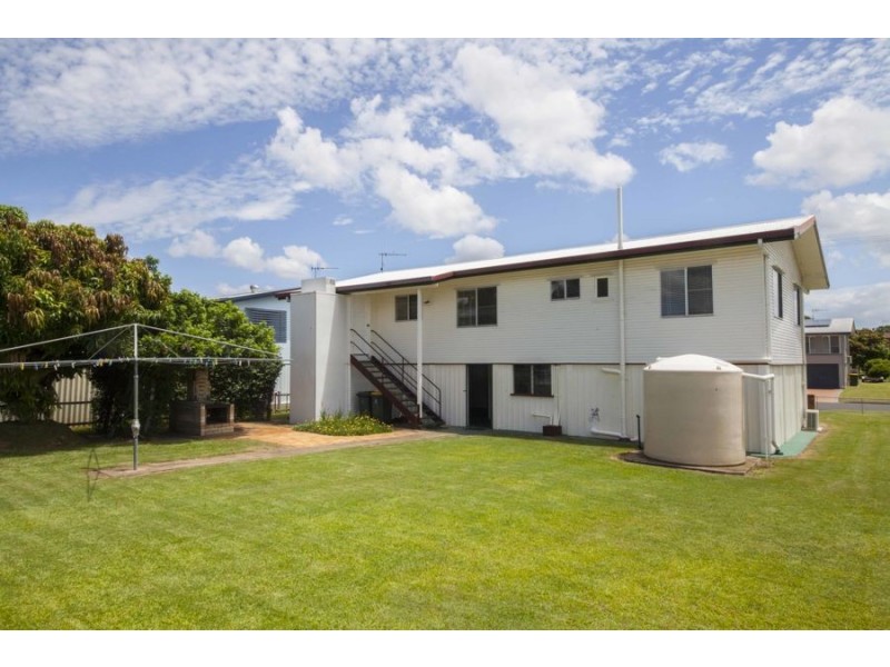 7 Pioch Street, Maryborough QLD 4650