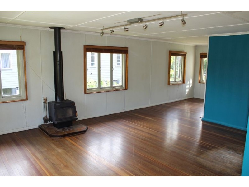 17 Cardigan Street, Granville QLD 4650