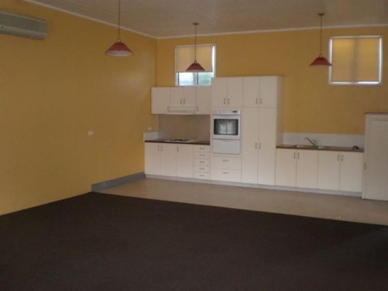 79 Sussex Street, Maryborough QLD 4650