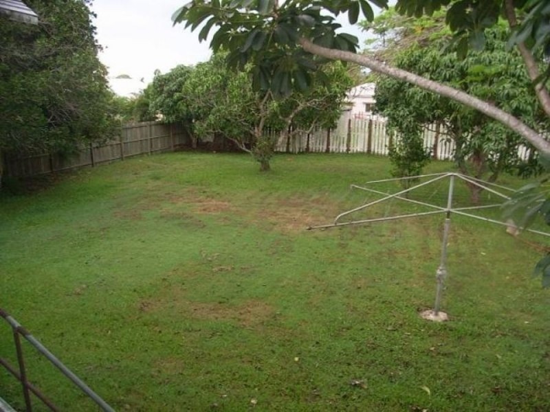 222 Cheapside Street, Maryborough QLD 4650