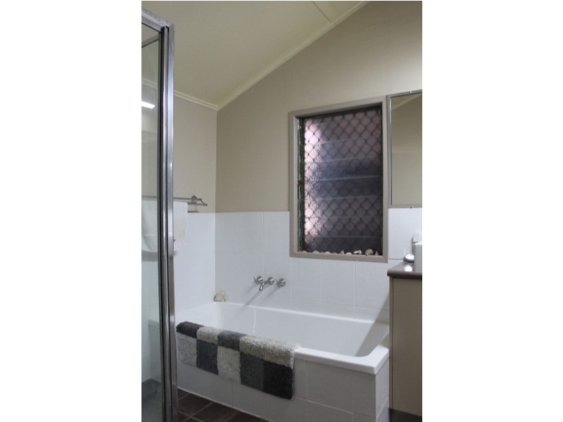 40 Adelaide Lane, Maryborough QLD 4650