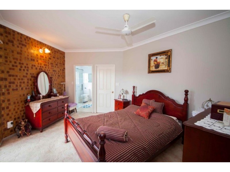18 Cran Street, Tinana QLD 4650