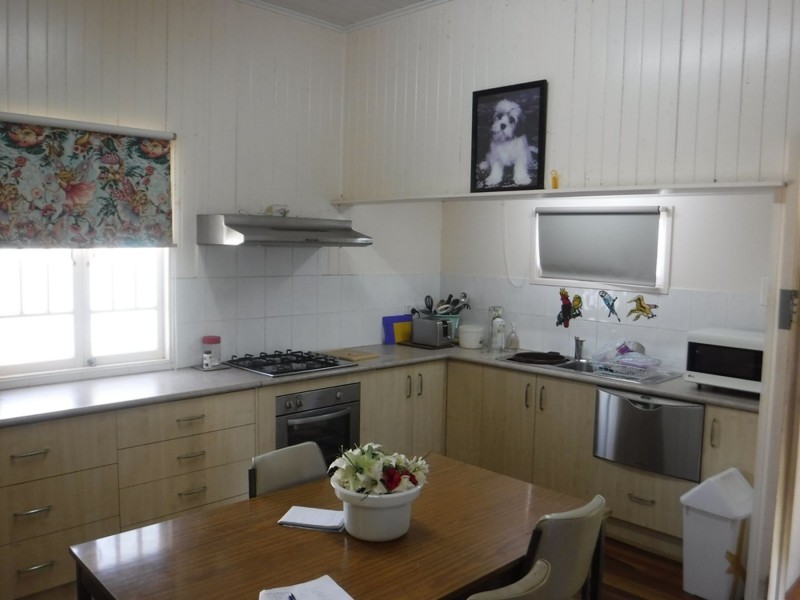 24 Grosvenor Street, Maryborough QLD 4650