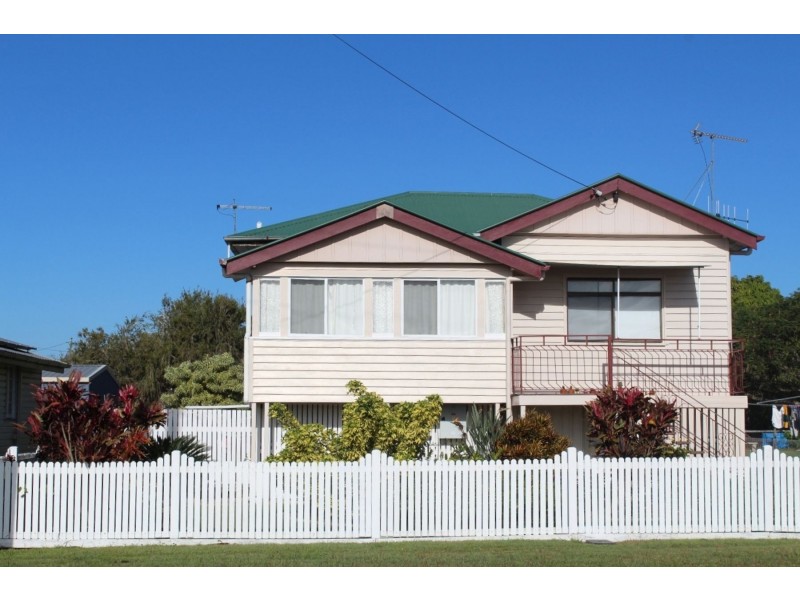 4 Premier Street, Maryborough QLD 4650