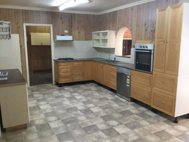 8 Errol Street, Maryborough QLD 4650