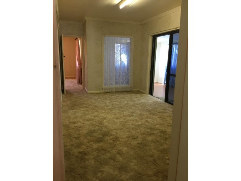 8 Errol Street, Maryborough QLD 4650