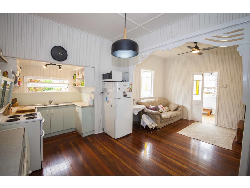 17 George Street, Maryborough QLD 4650