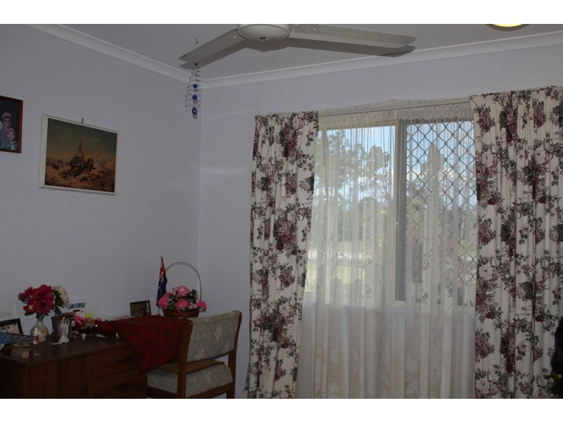 6 Lockett Close, Oakhurst QLD 4650