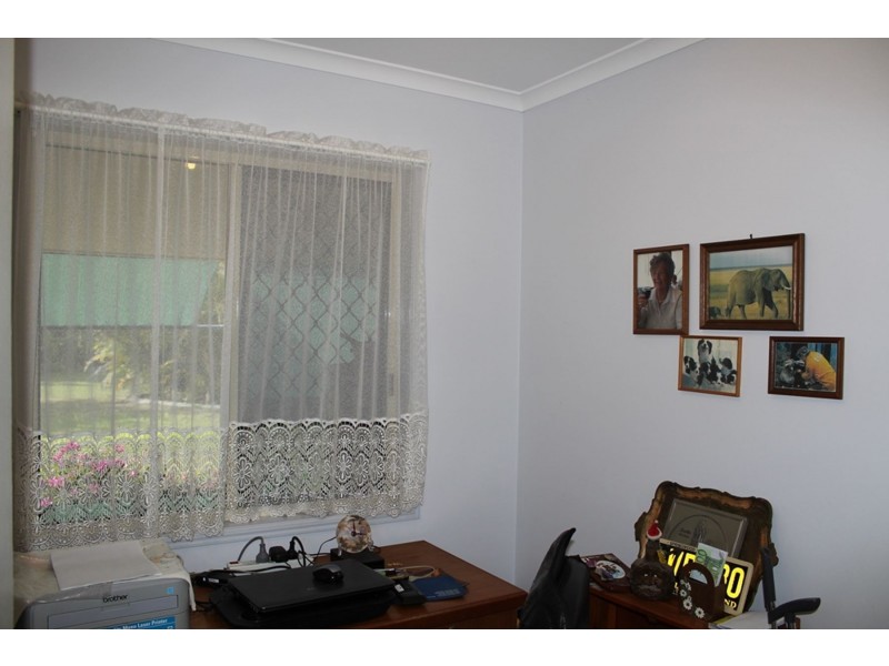 6 Lockett Close, Oakhurst QLD 4650