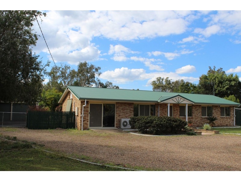 6 Lockett Close, Oakhurst QLD 4650