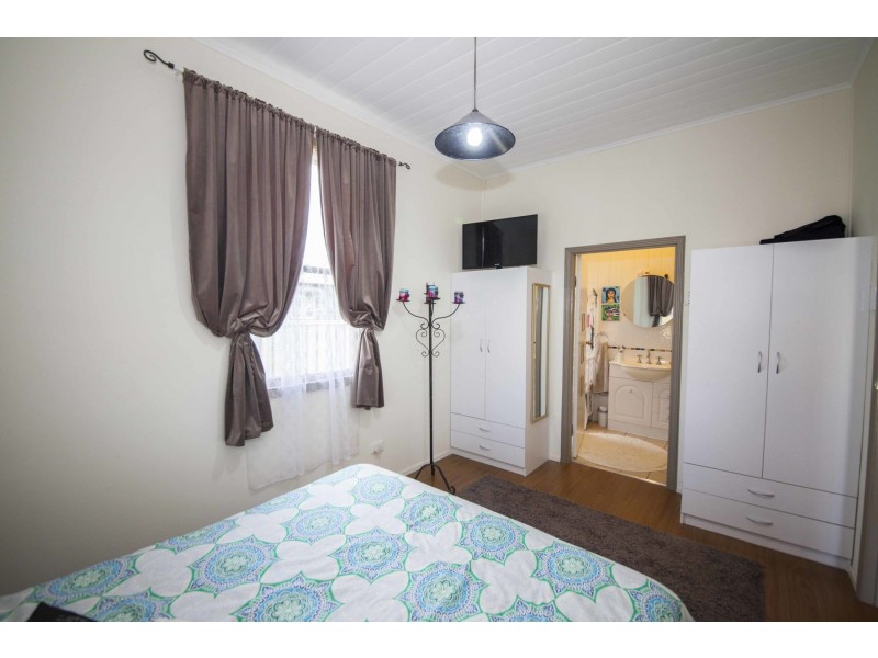 242 Cheapside Street, Maryborough QLD 4650