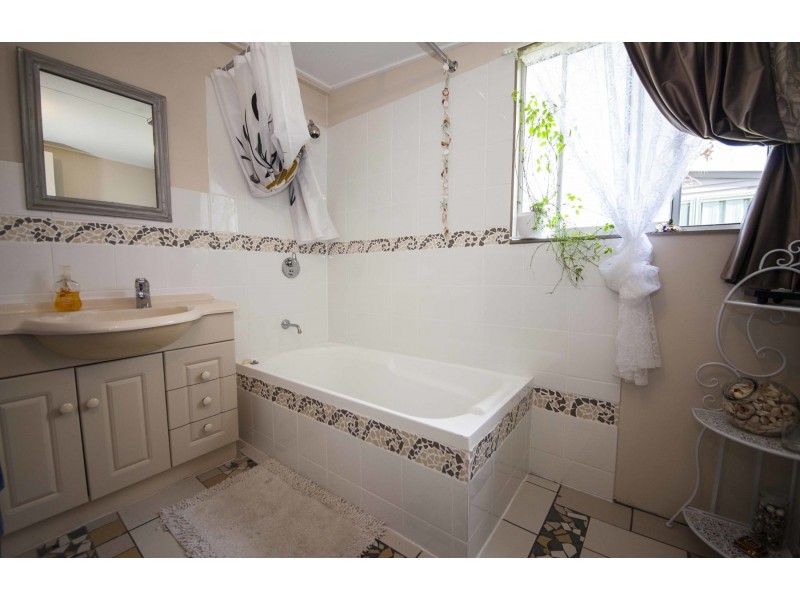 242 Cheapside Street, Maryborough QLD 4650