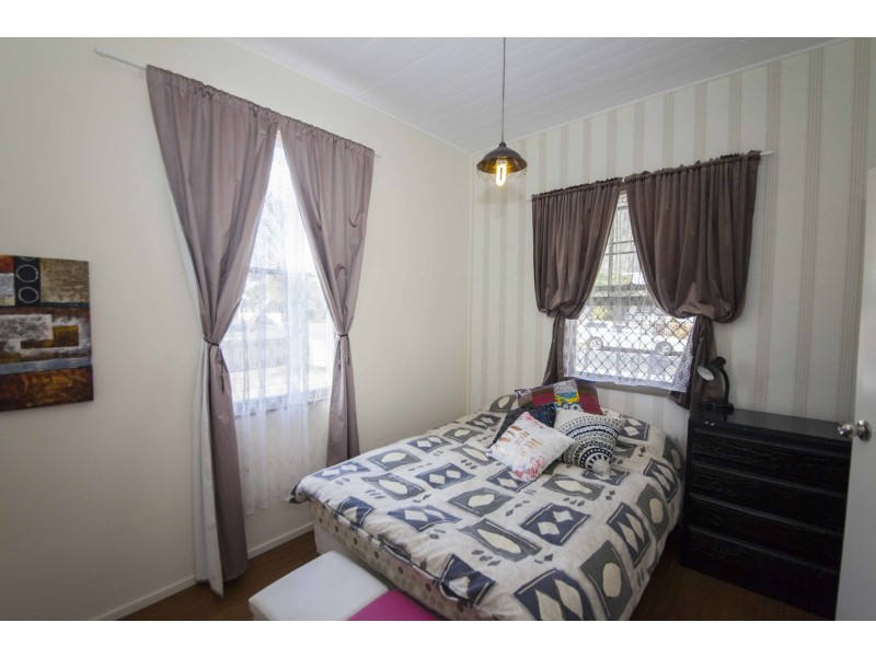 242 Cheapside Street, Maryborough QLD 4650