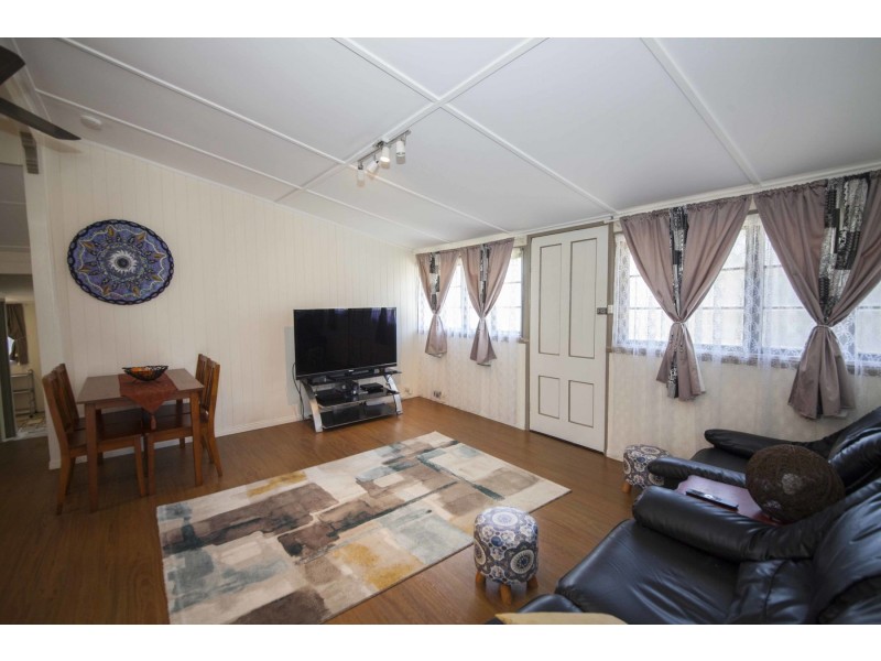 242 Cheapside Street, Maryborough QLD 4650