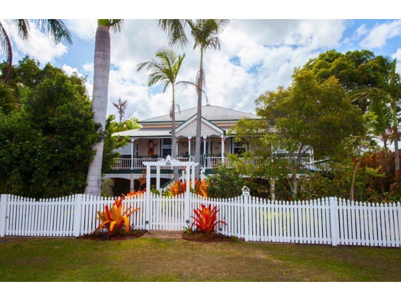 256 Cheapside Street, Maryborough QLD 4650
