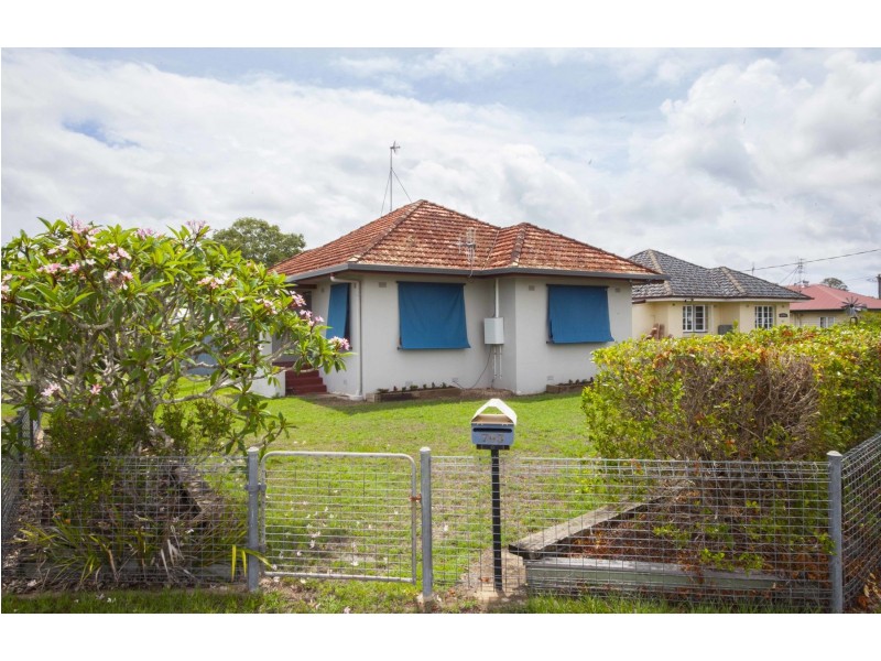 703 Kent Street, Maryborough QLD 4650