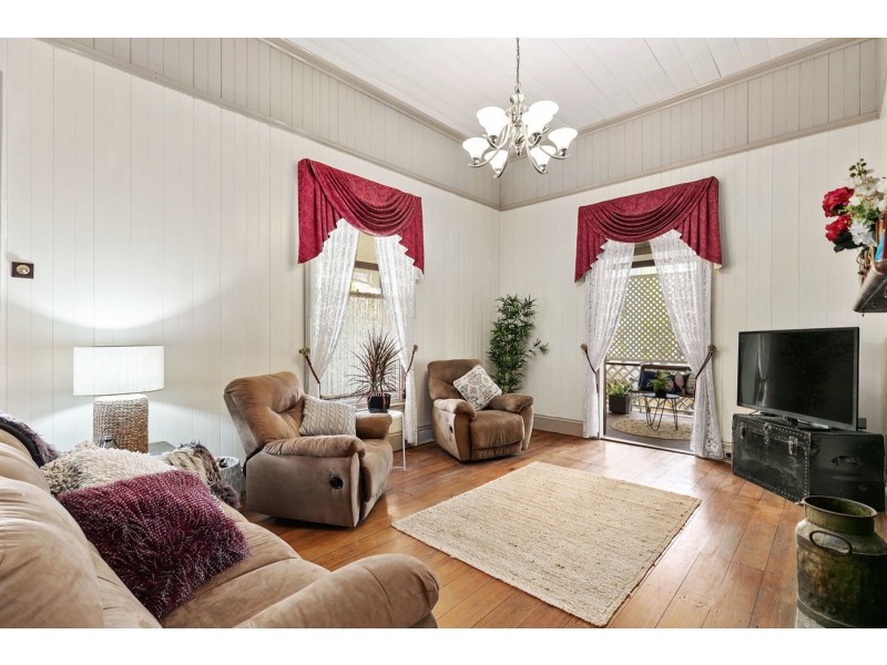 9 North Street, Maryborough QLD 4650