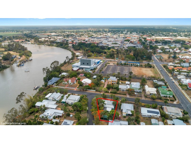 9 North Street, Maryborough QLD 4650