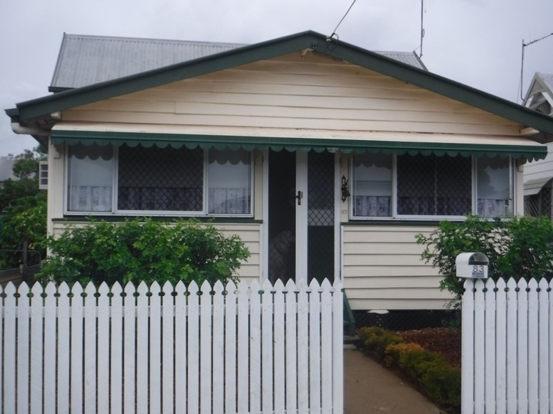 83 John Street, Maryborough QLD 4650