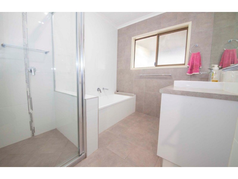 26-28 Kelvin Grove Street, Tinana QLD 4650