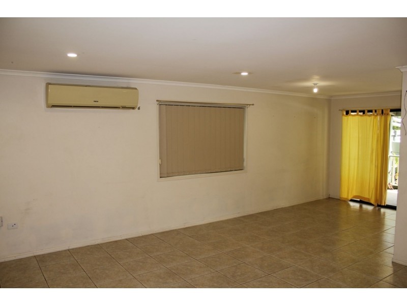 25 Dyson Street, Aldershot QLD 4650
