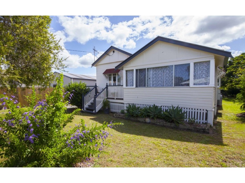 6 Waratah Street, Maryborough QLD 4650