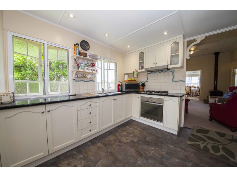 6 Waratah Street, Maryborough QLD 4650
