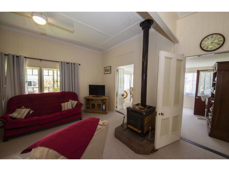 6 Waratah Street, Maryborough QLD 4650